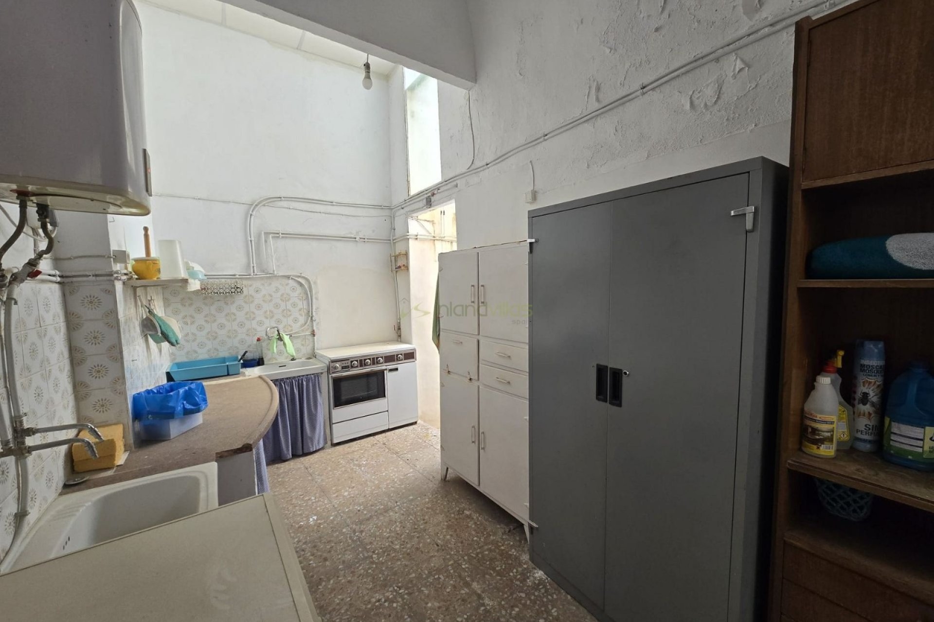 Herverkoop - Herenhuis -
Salinas