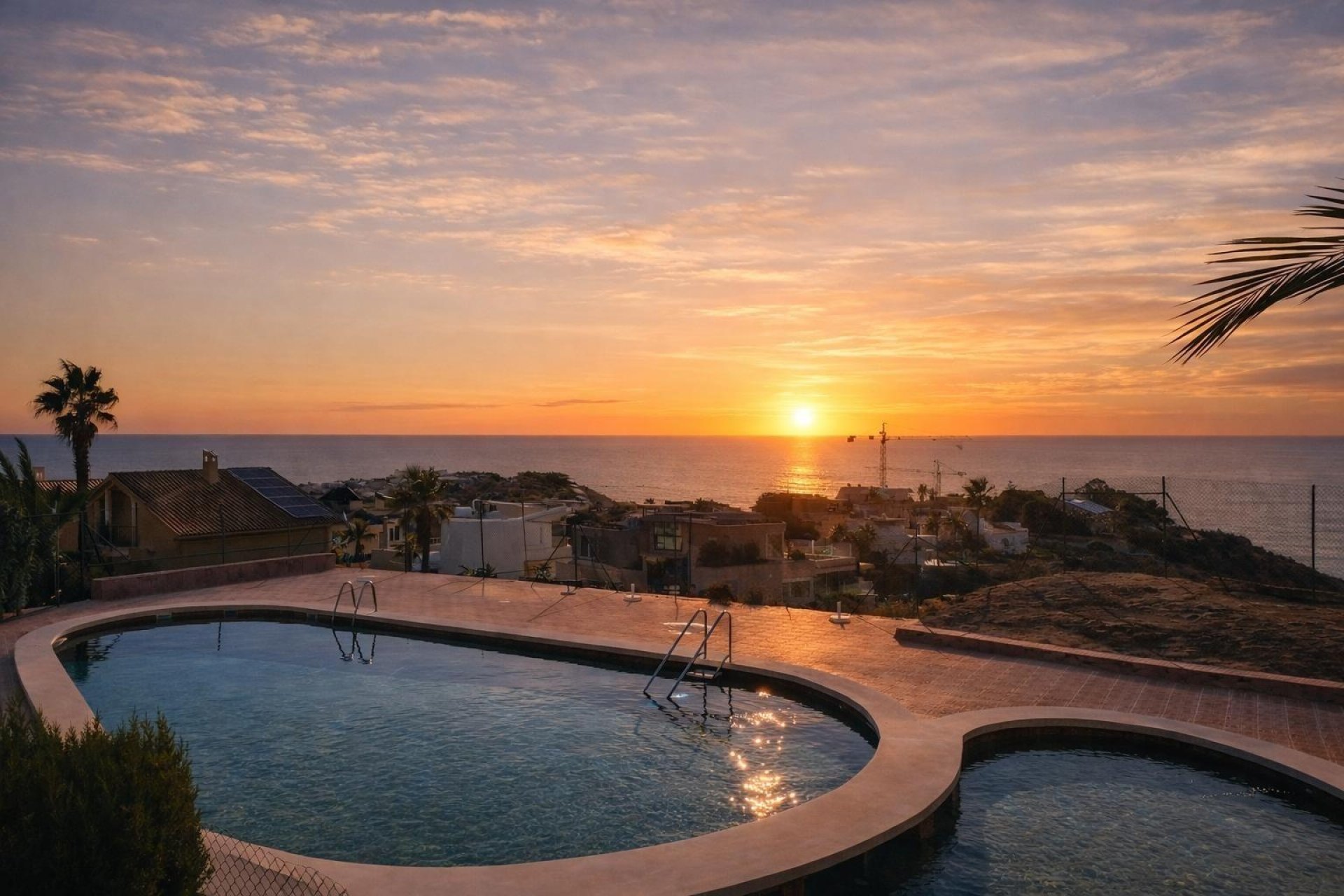 Herverkoop - Herenhuis -
San Juan Playa - Cabo de las huertas