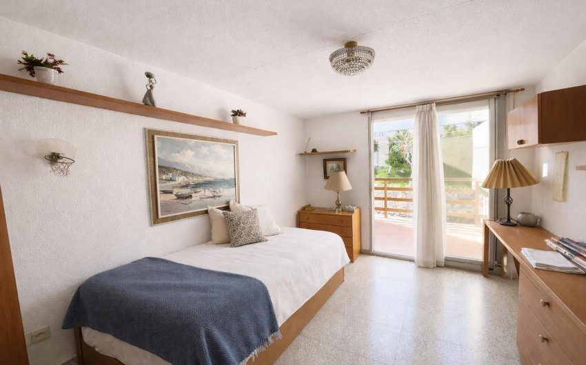 Herverkoop - Herenhuis -
San Juan Playa - Cabo de las huertas