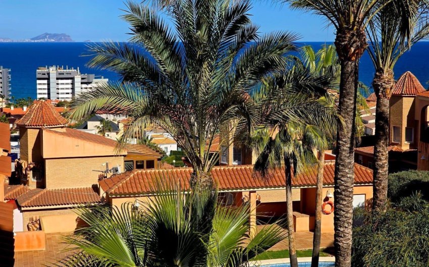 Herverkoop - Herenhuis -
San Juan Playa - Cabo de las huertas