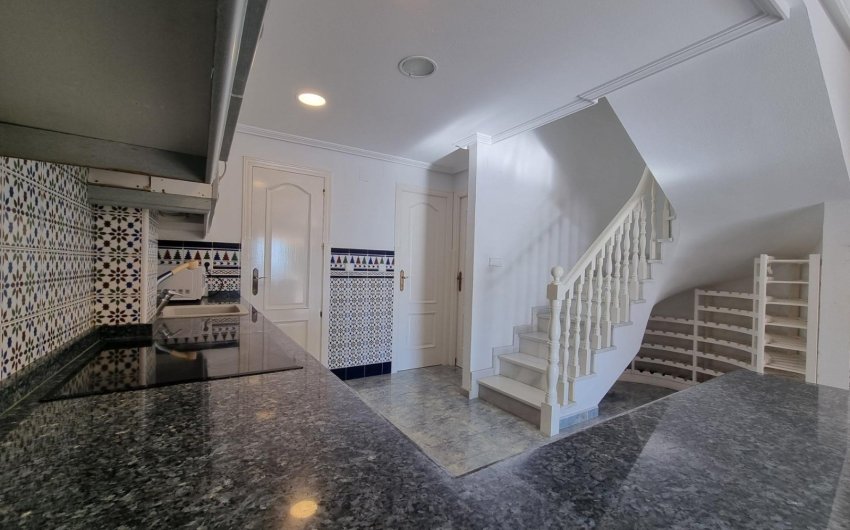 Herverkoop - Herenhuis -
Santa Pola - Playa del Este