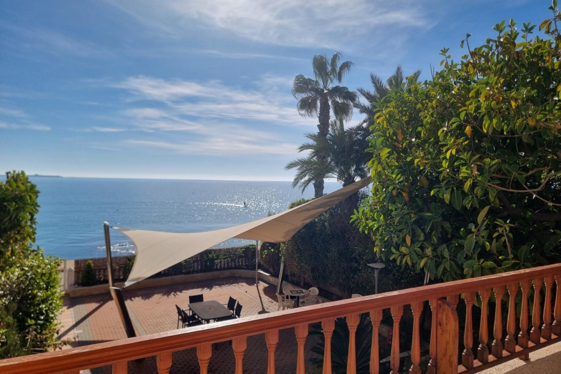 Herverkoop - Herenhuis -
Santa Pola - Playa del Este