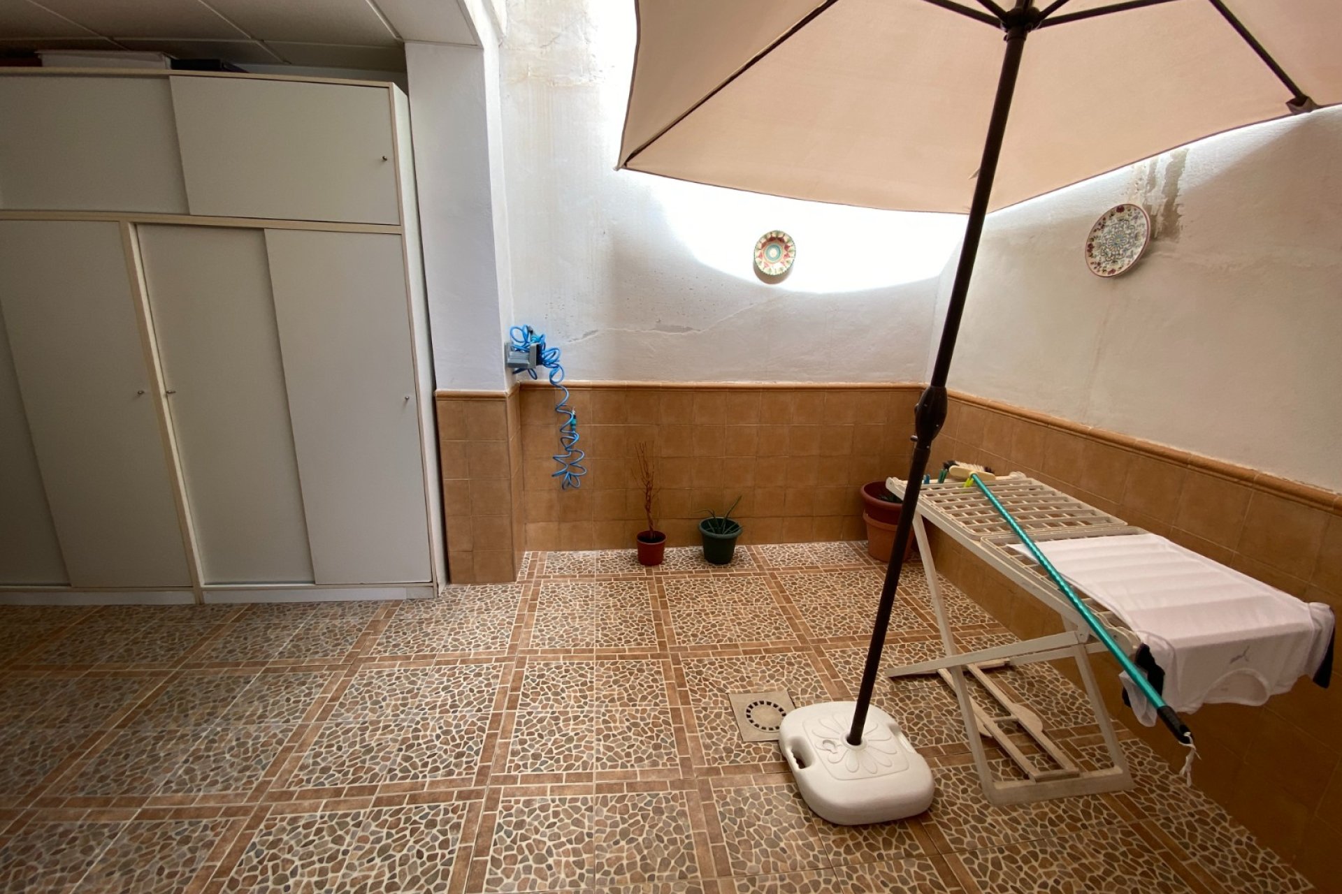 Herverkoop - Herenhuis -
Sax