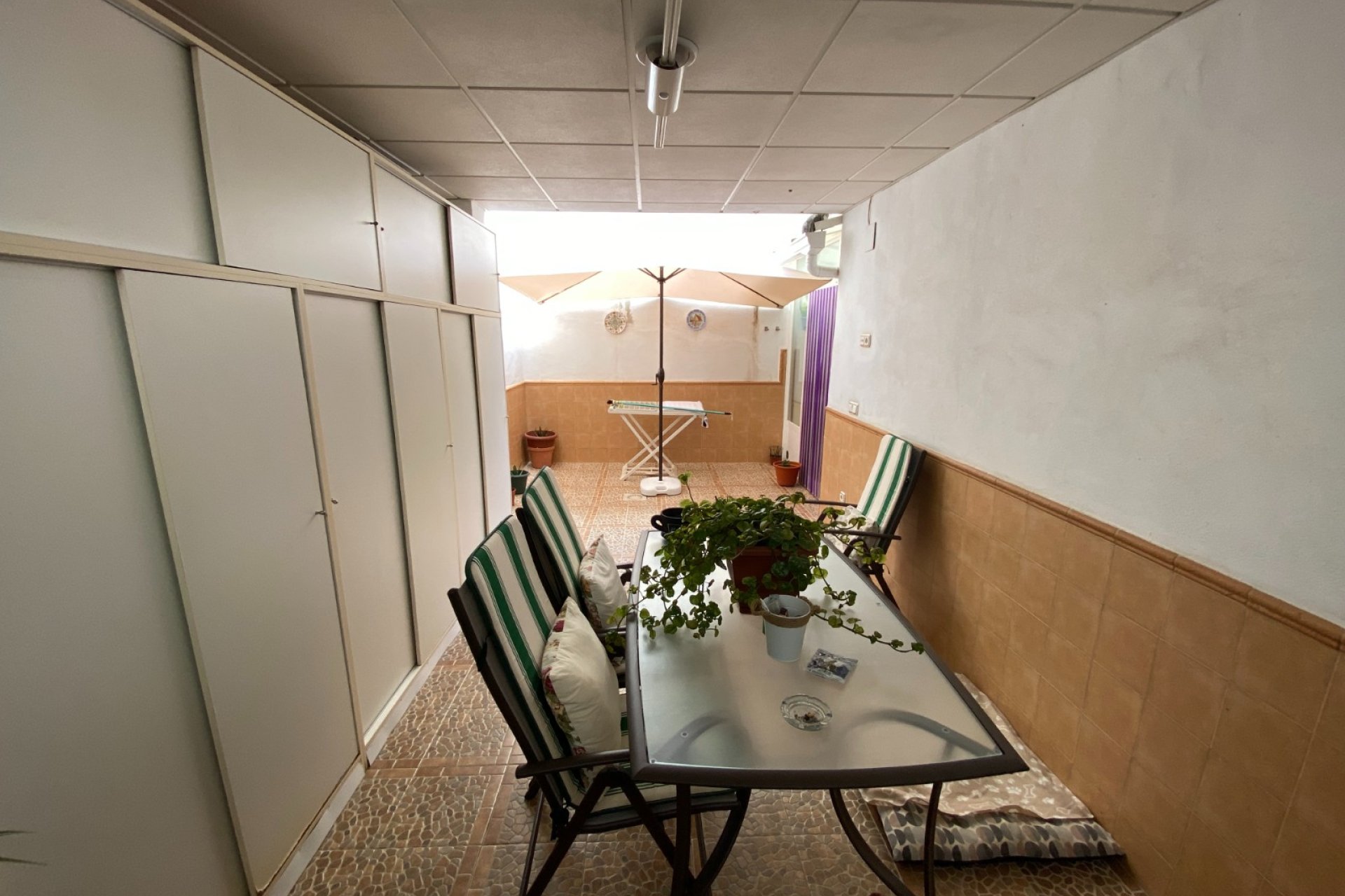 Herverkoop - Herenhuis -
Sax