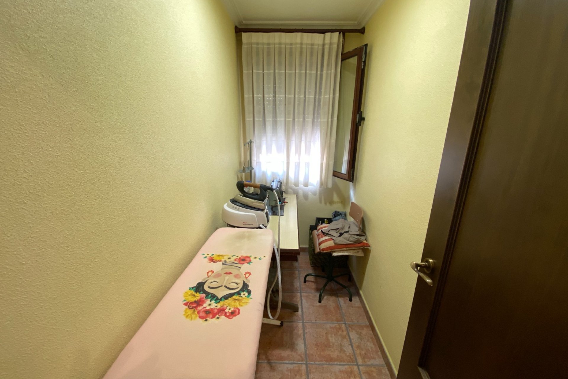 Herverkoop - Herenhuis -
Sax