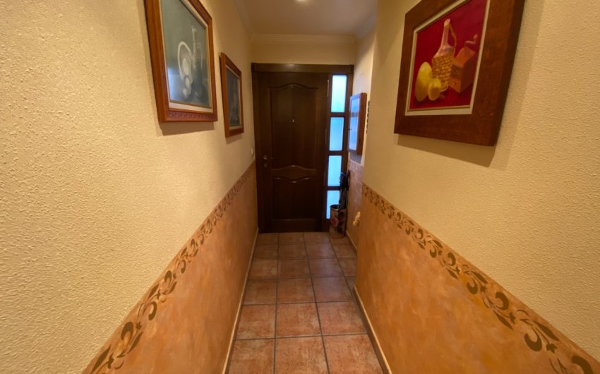 Herverkoop - Herenhuis -
Sax