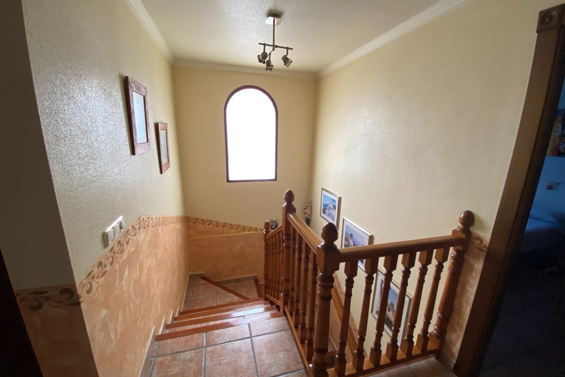 Herverkoop - Herenhuis -
Sax