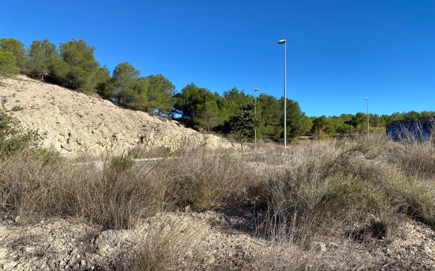 Herverkoop - Herenhuis -
Sax