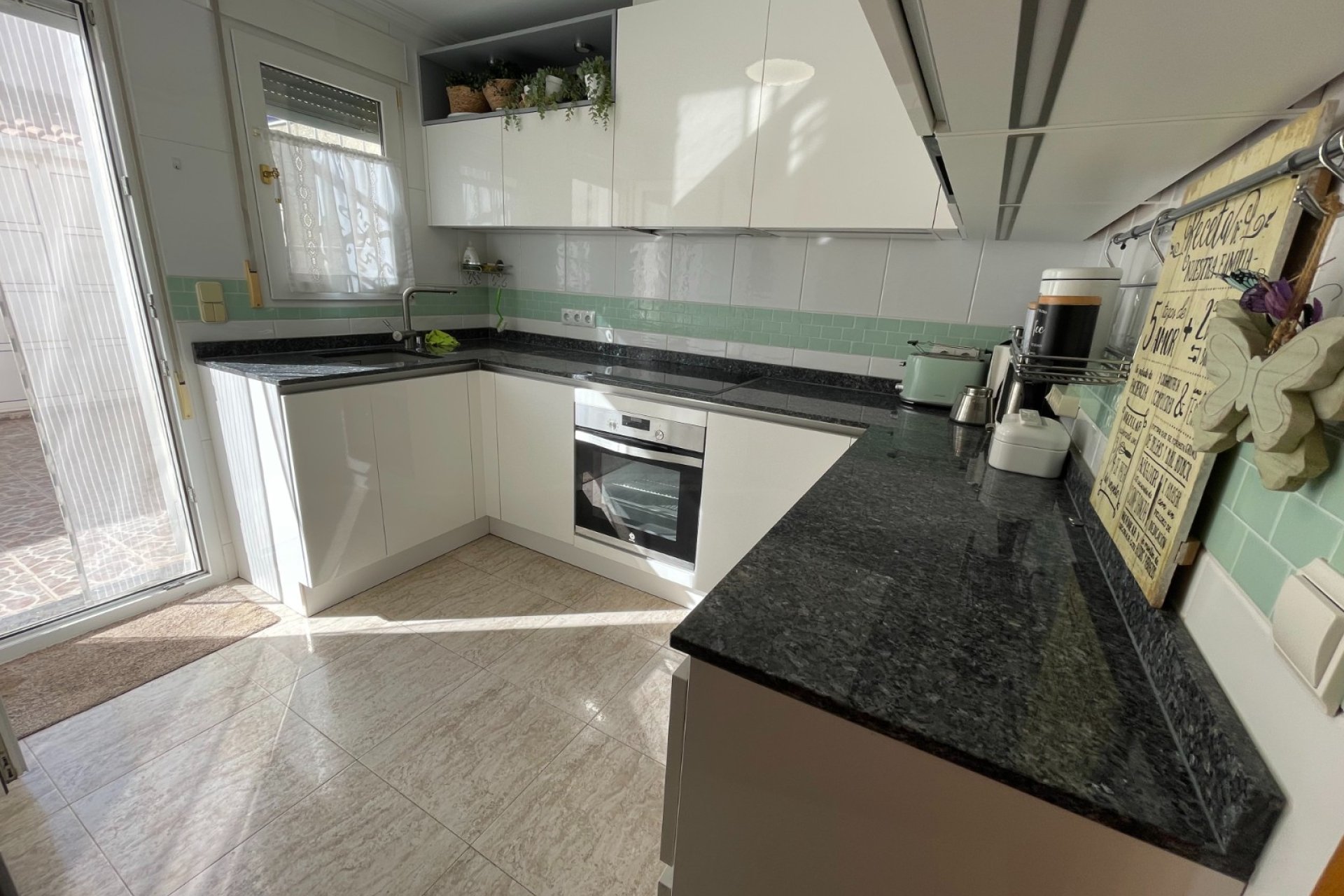 Herverkoop - Herenhuis -
Torre de la Horadada