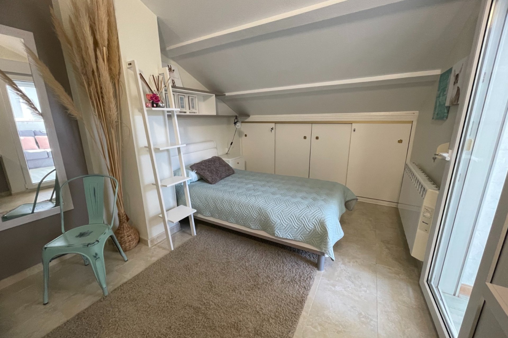 Herverkoop - Herenhuis -
Torre de la Horadada