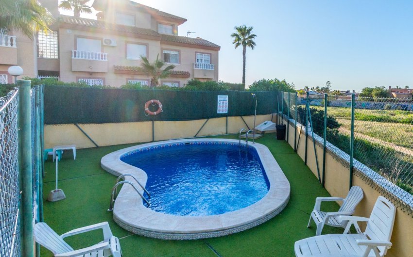 Herverkoop - Herenhuis -
Torrevieja - Aguas Nuevas