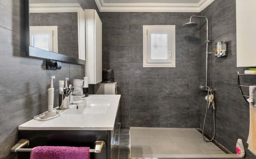 Herverkoop - Herenhuis -
Torrevieja - Aguas Nuevas