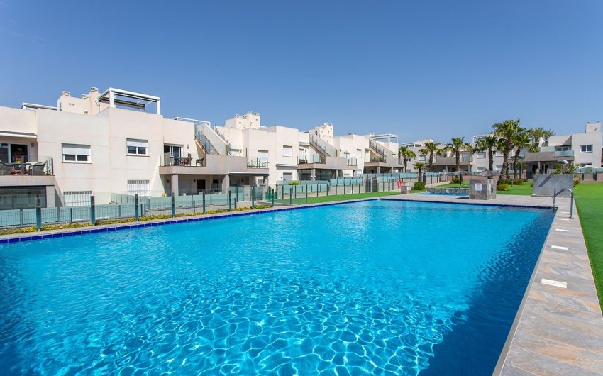 Herverkoop - Herenhuis -
Torrevieja - Aguas Nuevas