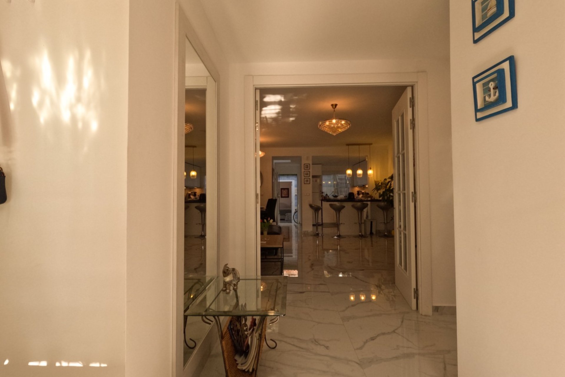 Herverkoop - Herenhuis -
Torrevieja - El Acequión - Los Náufragos