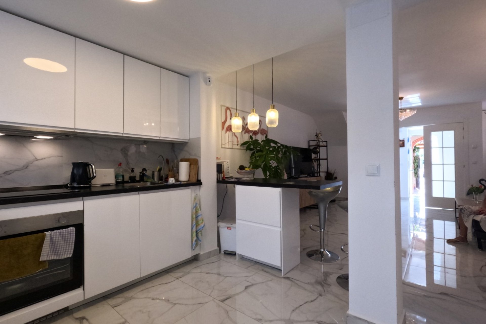 Herverkoop - Herenhuis -
Torrevieja - El Acequión - Los Náufragos