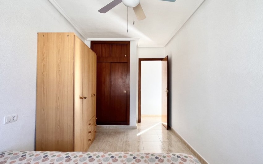 Herverkoop - Herenhuis -
Torrevieja - La Siesta - El Salado -  Torreta