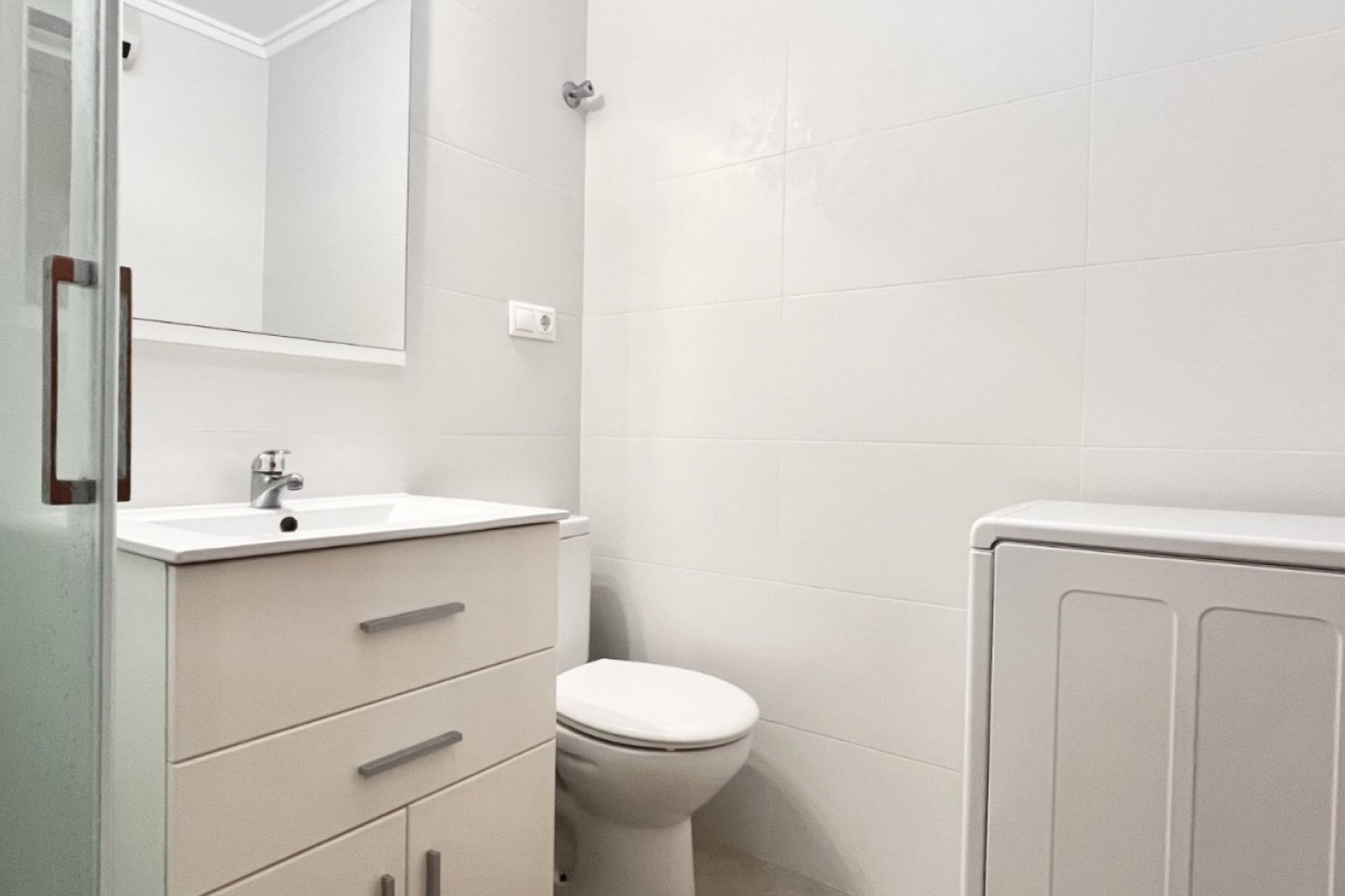 Herverkoop - Herenhuis -
Torrevieja - La Siesta - El Salado -  Torreta