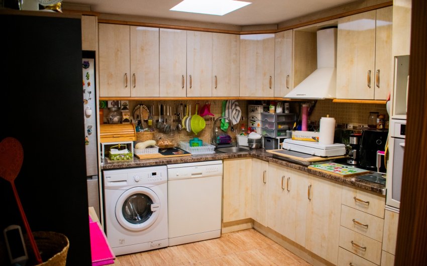 Herverkoop - Herenhuis -
Torrevieja - La Siesta