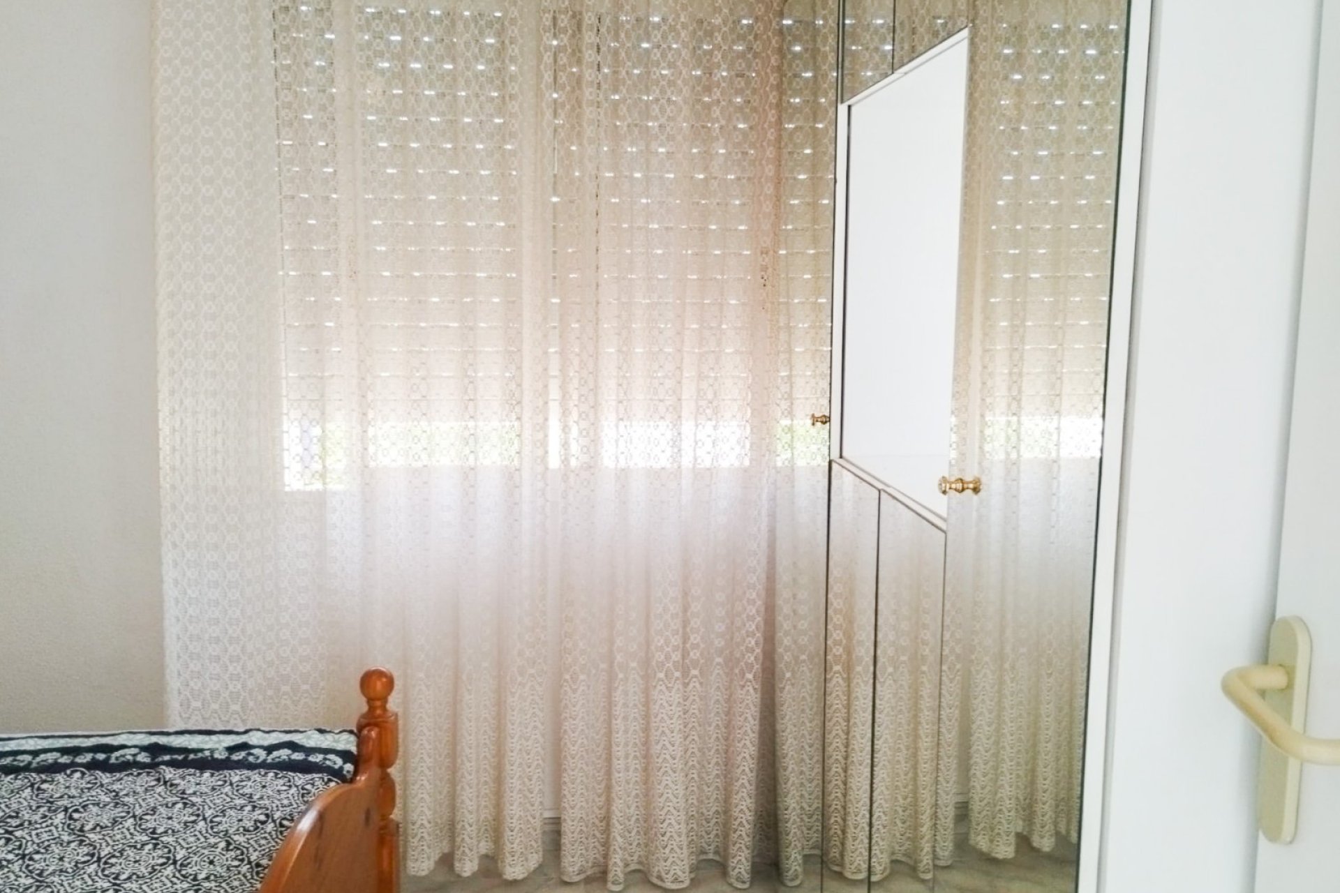 Herverkoop - Herenhuis -
Torrevieja - La Siesta