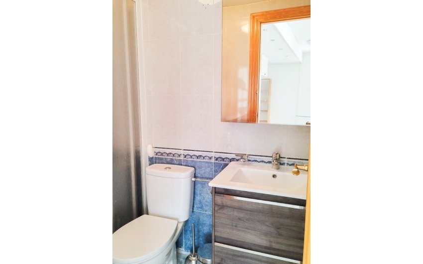 Herverkoop - Herenhuis -
Torrevieja - La Siesta