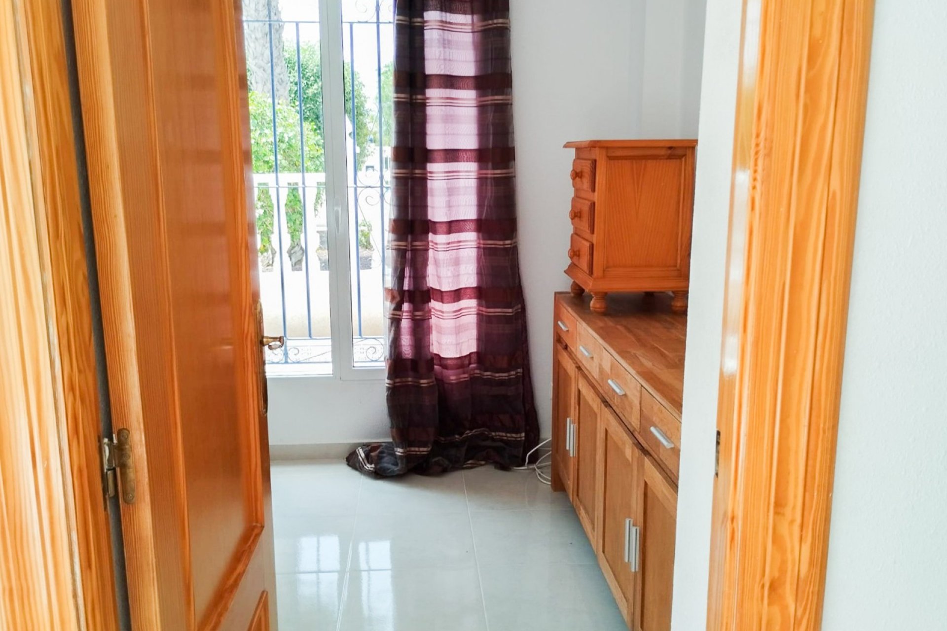 Herverkoop - Herenhuis -
Torrevieja - La Siesta