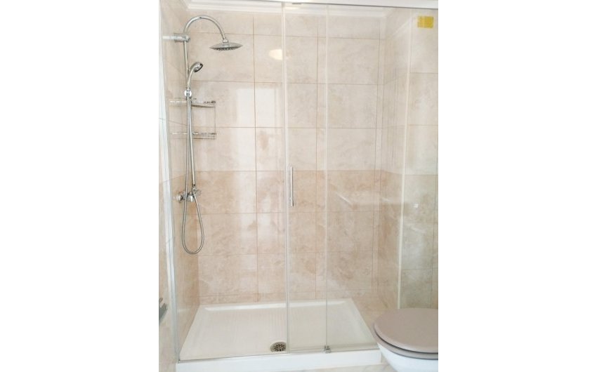 Herverkoop - Herenhuis -
Torrevieja - La Siesta