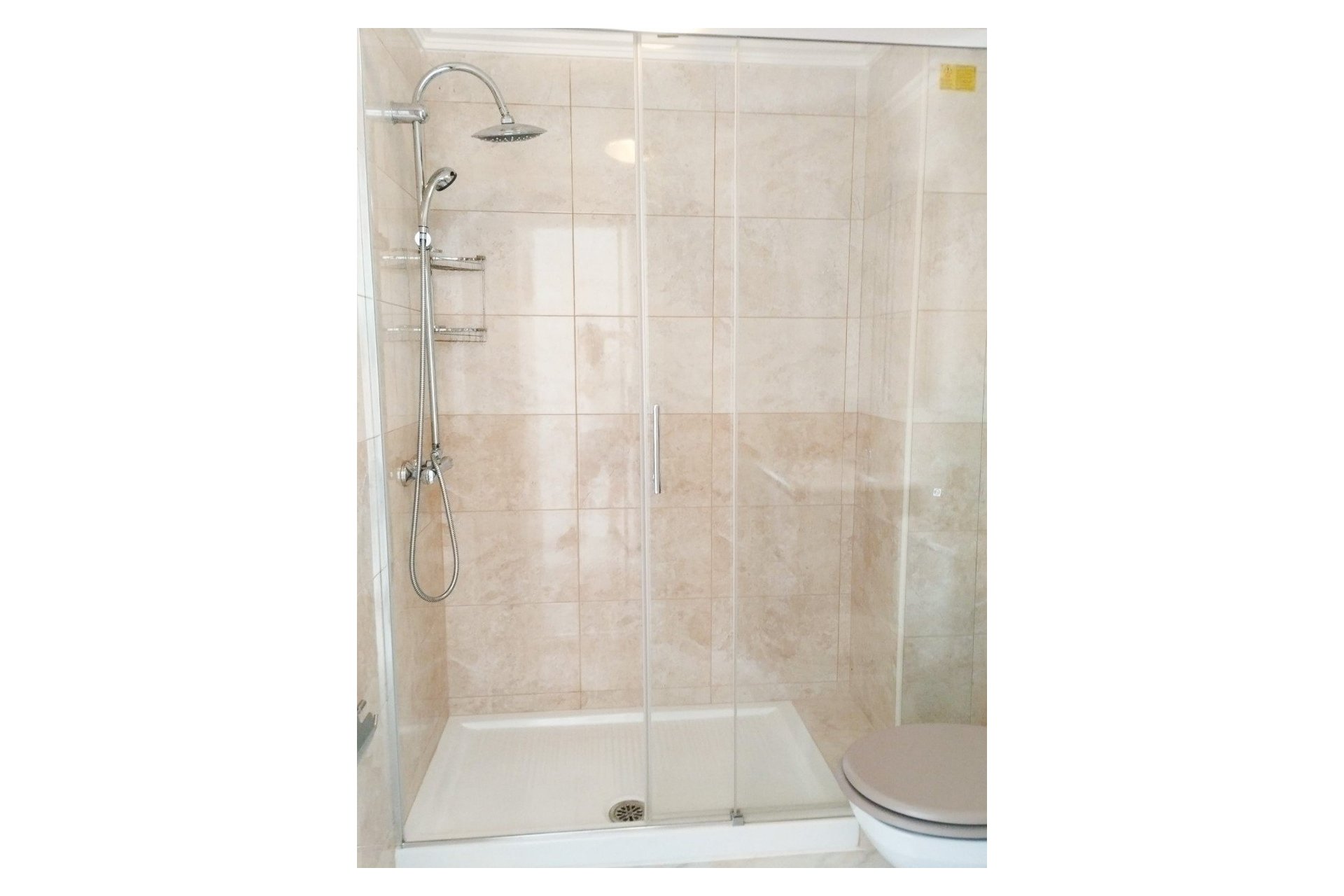 Herverkoop - Herenhuis -
Torrevieja - La Siesta