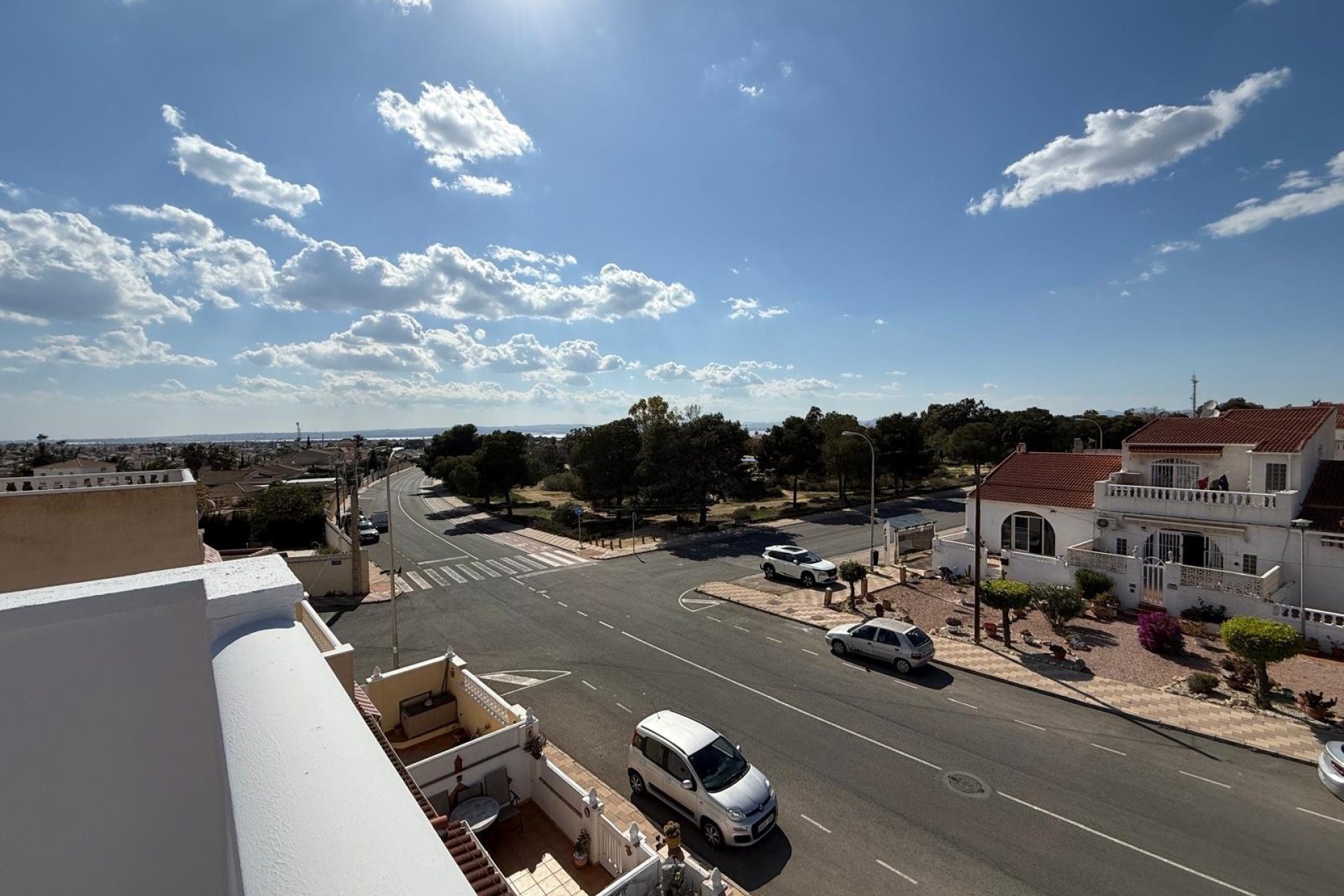 Herverkoop - Herenhuis -
Torrevieja - La Siesta
