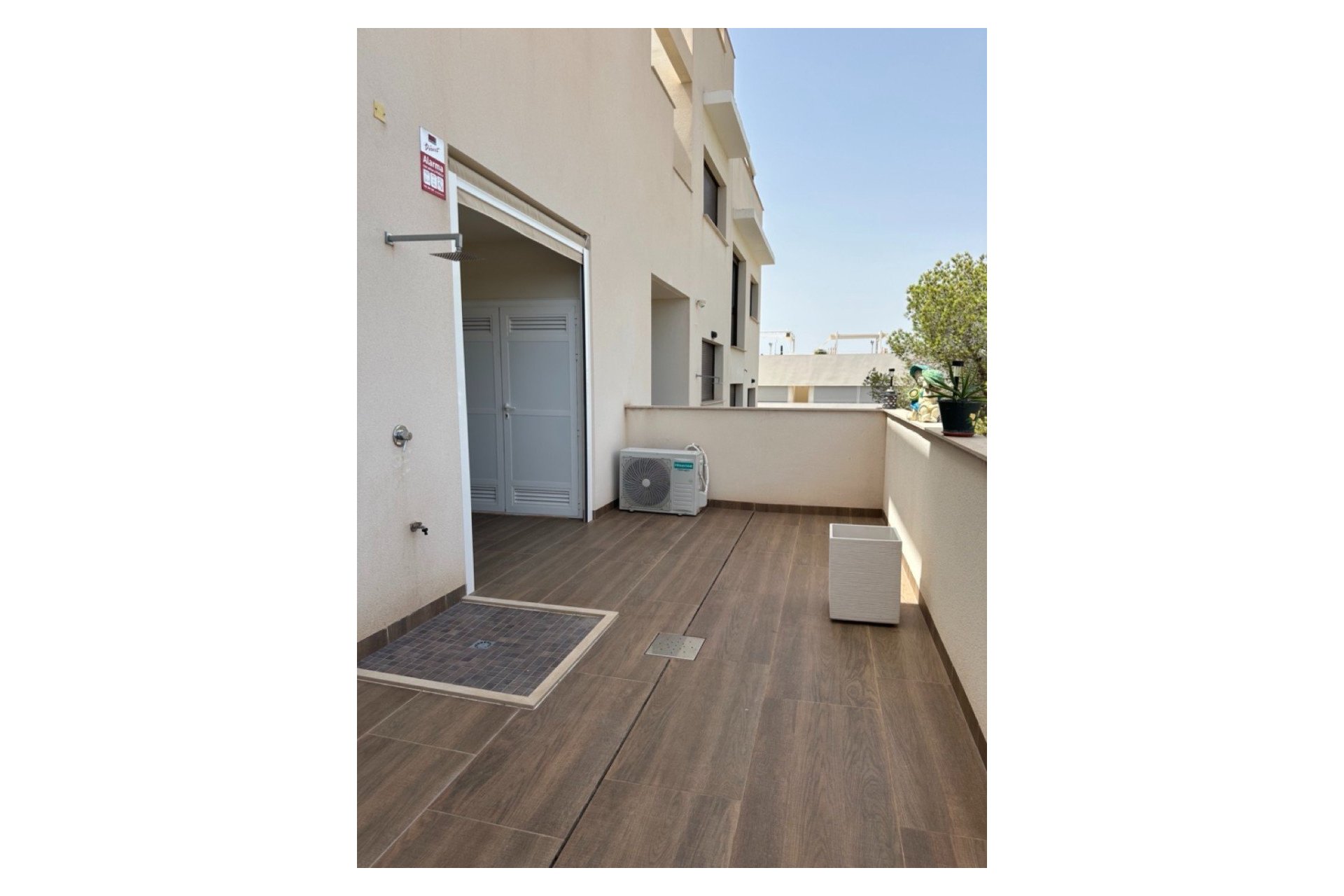 Herverkoop - Herenhuis -
Torrevieja - Los Balcones