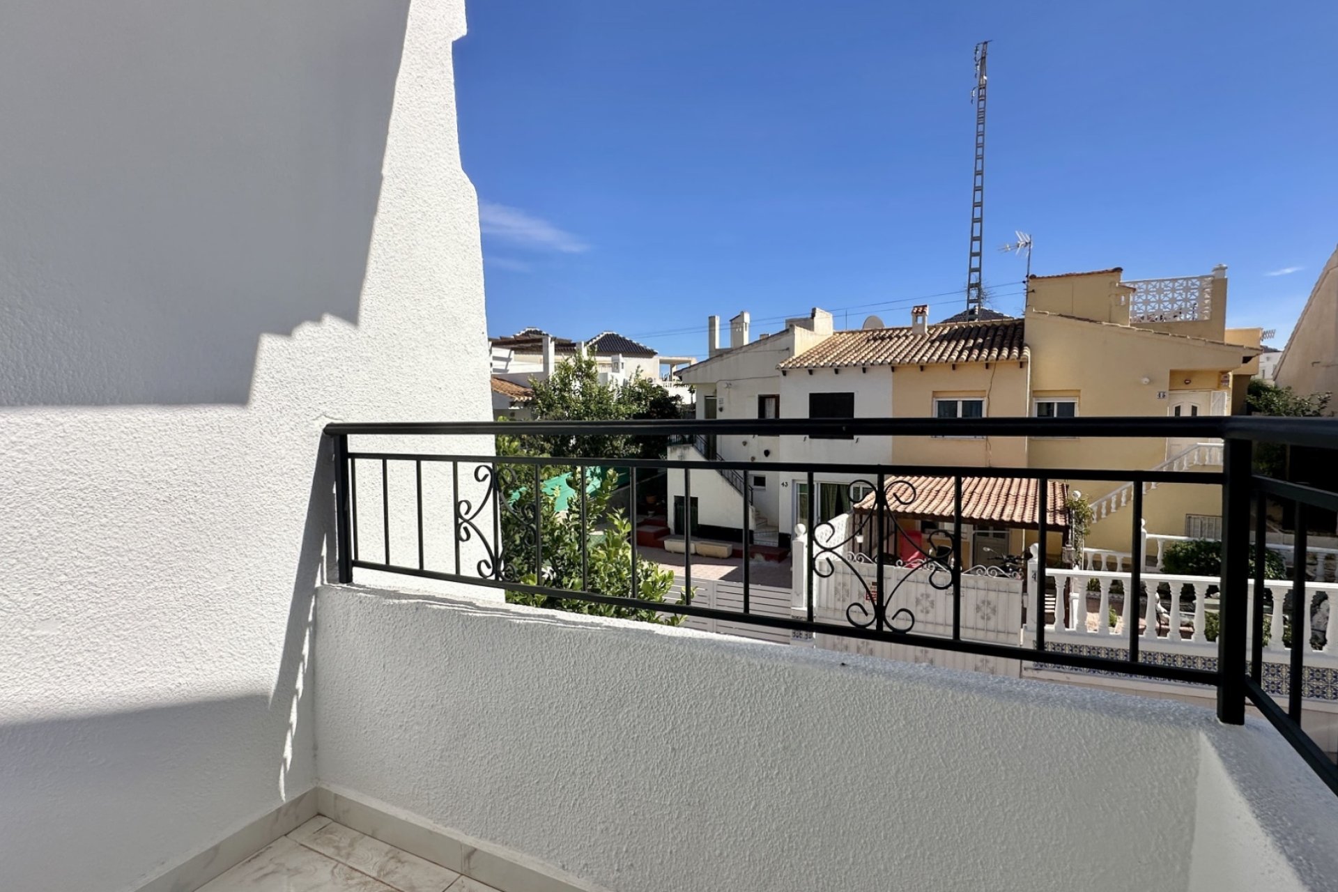 Herverkoop - Herenhuis -
Torrevieja - Los Balcones