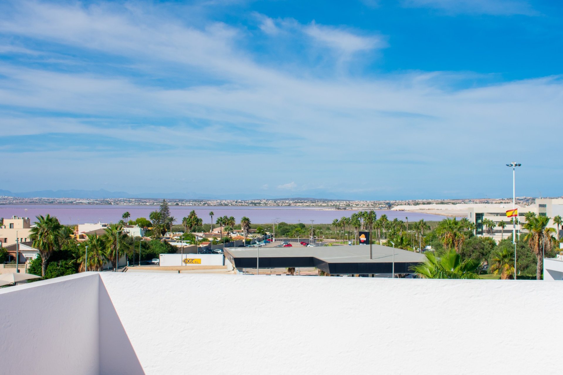 Herverkoop - Herenhuis -
Torrevieja - Los Balcones