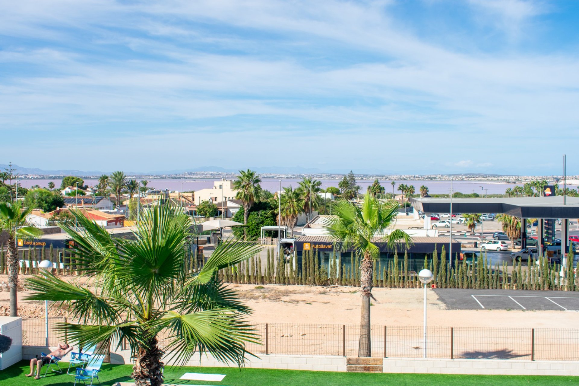 Herverkoop - Herenhuis -
Torrevieja - Los Balcones