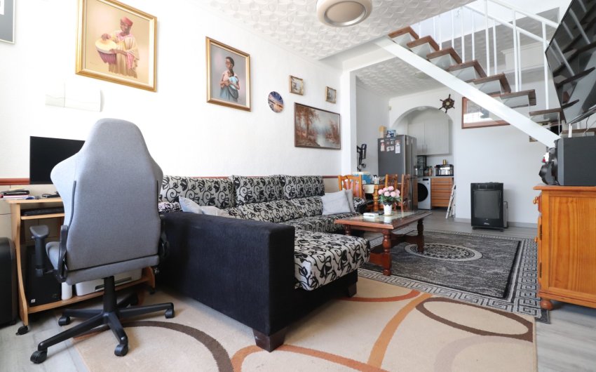 Herverkoop - Herenhuis -
Torrevieja - Torretas