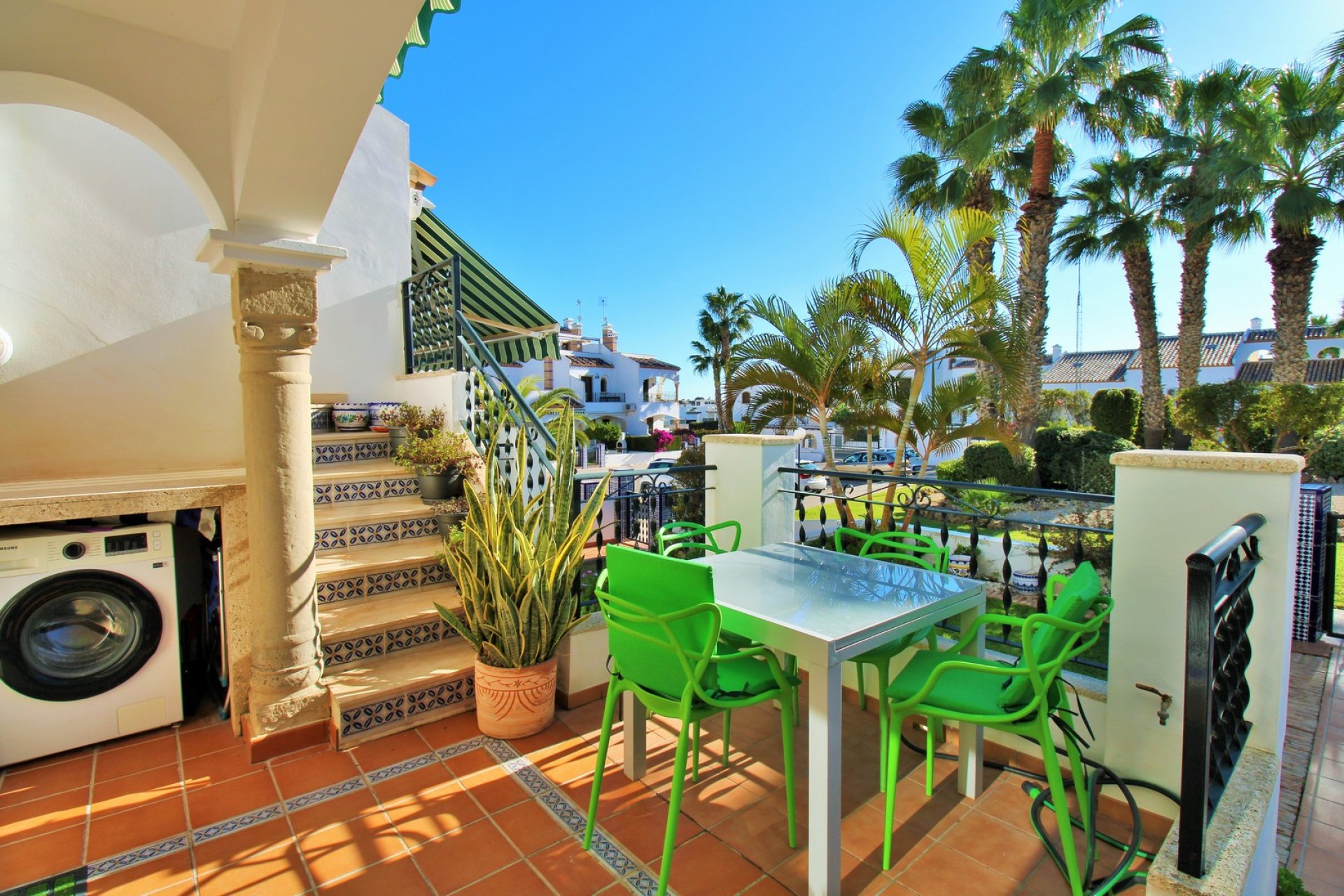 Herverkoop - Herenhuis -
Villamartín - PAU 8