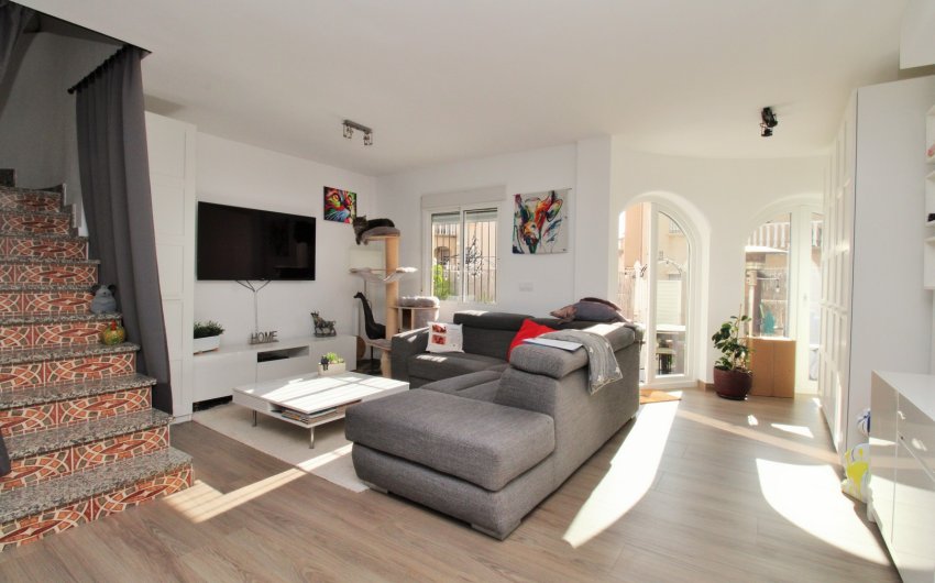 Herverkoop - Herenhuis -
Villamartín