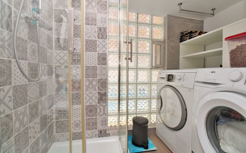 Herverkoop - Herenhuis -
Villamartín