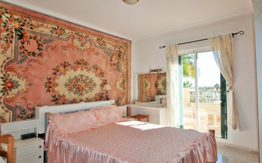 Herverkoop - Herenhuis -
Villamartín