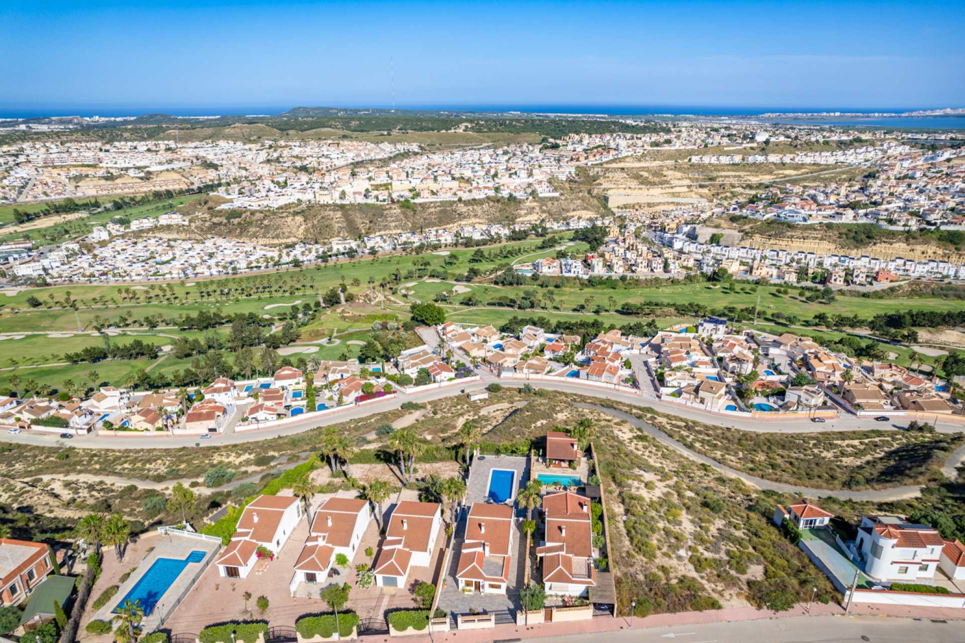 Herverkoop - Land -
Ciudad Quesada - ALTOS DE LA MARQUESA