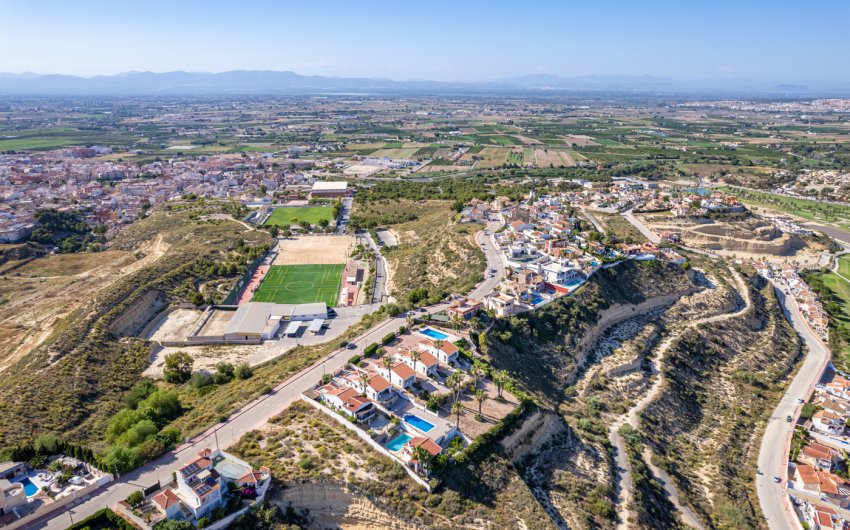 Herverkoop - Land -
Ciudad Quesada - ALTOS DE LA MARQUESA