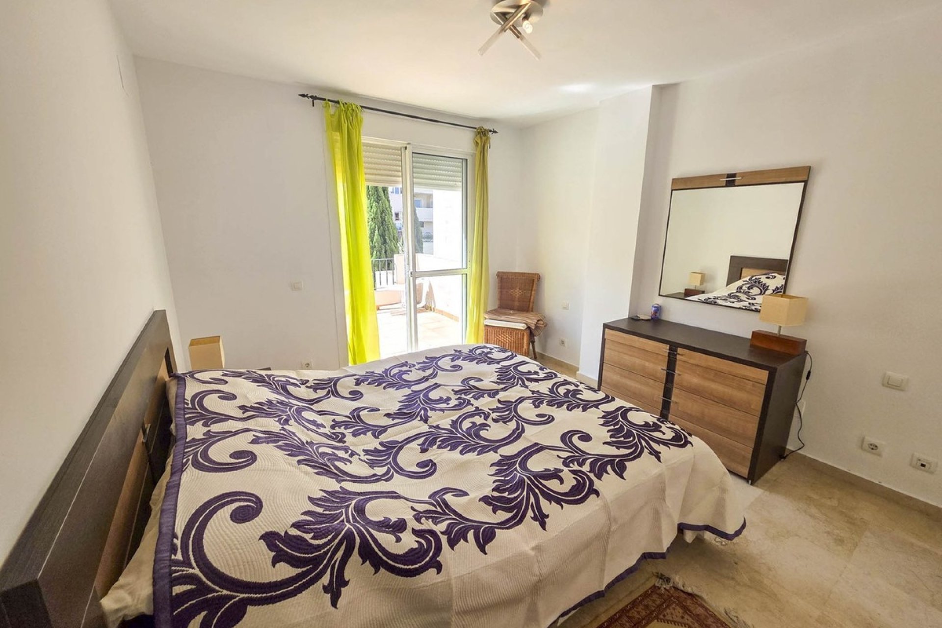 Herverkoop - Penthouse -
La Duquesa - Costa del Sol