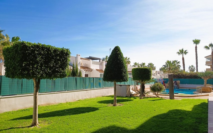 Herverkoop - Penthouse -
Orihuela Costa - Costa Blanca