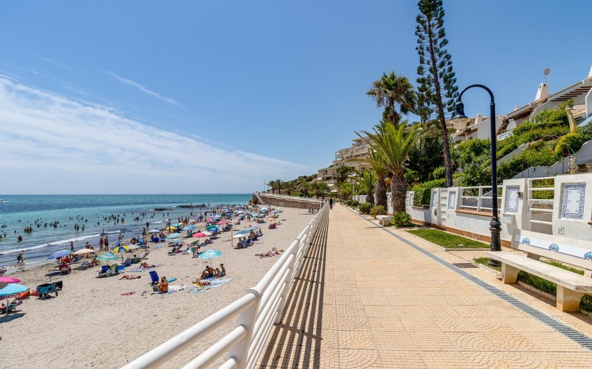 Herverkoop - Penthouse -
Orihuela Costa - Costa Blanca
