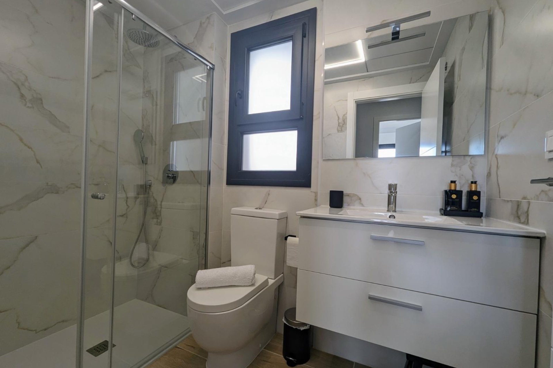 Herverkoop - Penthouse -
Orihuela Costa - Las Filipinas