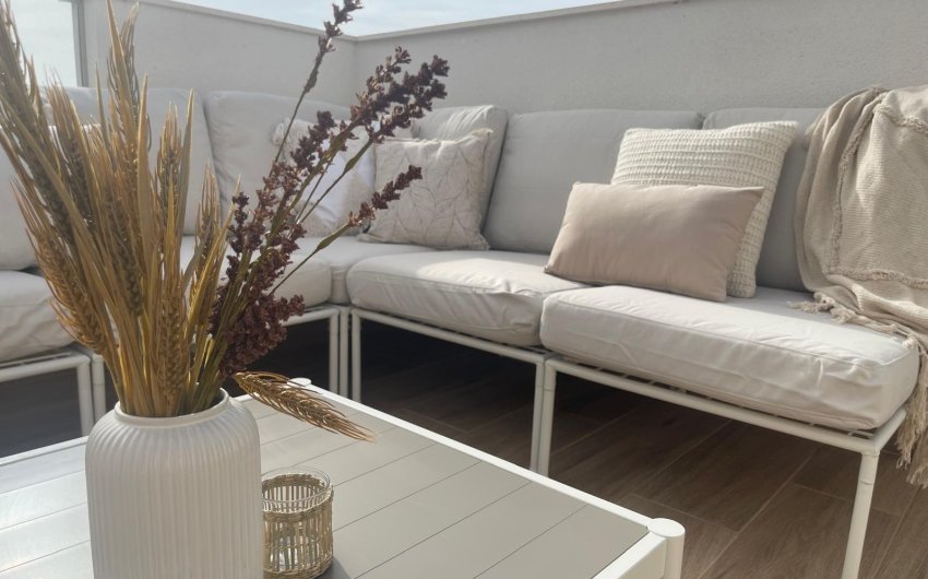 Herverkoop - Penthouse -
Orihuela Costa - Las Filipinas