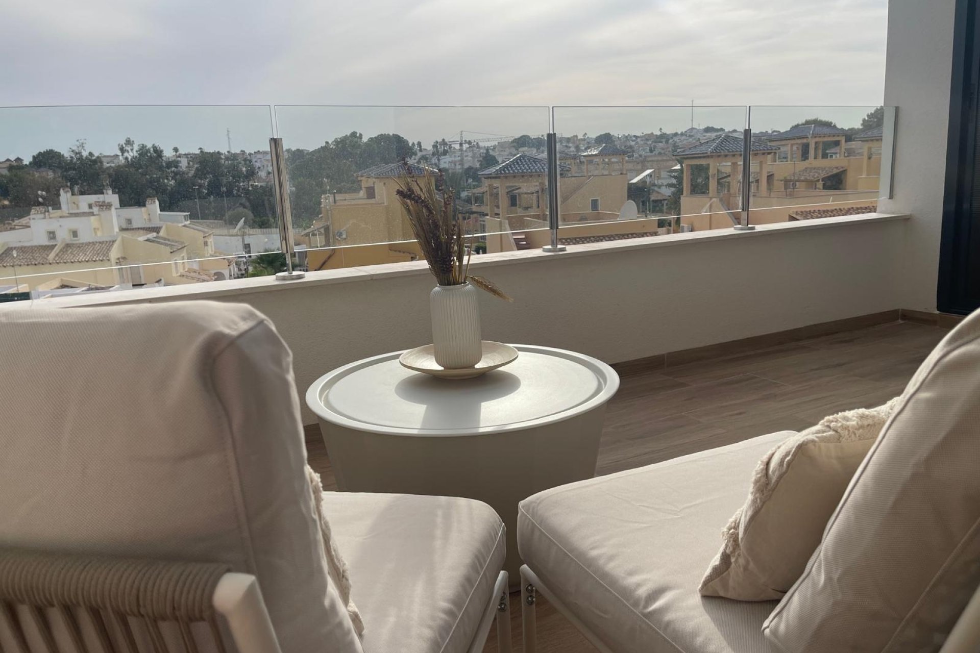 Herverkoop - Penthouse -
Orihuela Costa - Las Filipinas