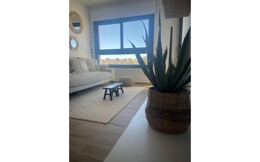 Herverkoop - Penthouse -
Orihuela Costa - Las Filipinas