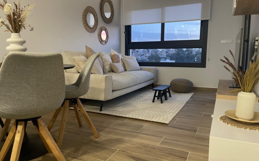 Herverkoop - Penthouse -
Orihuela Costa - Las Filipinas