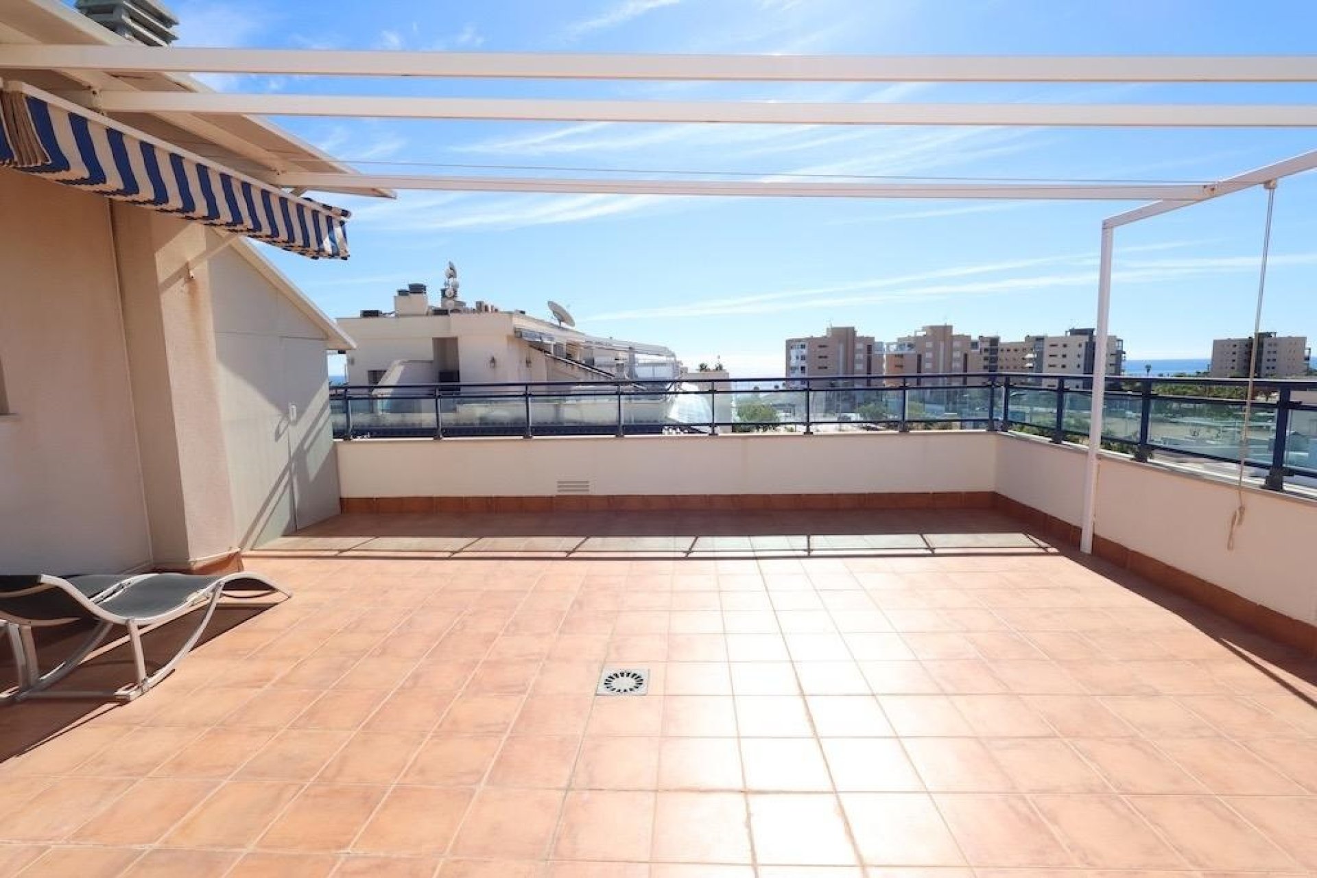 Herverkoop - Penthouse -
Pilar de la Horadada - Costa Blanca