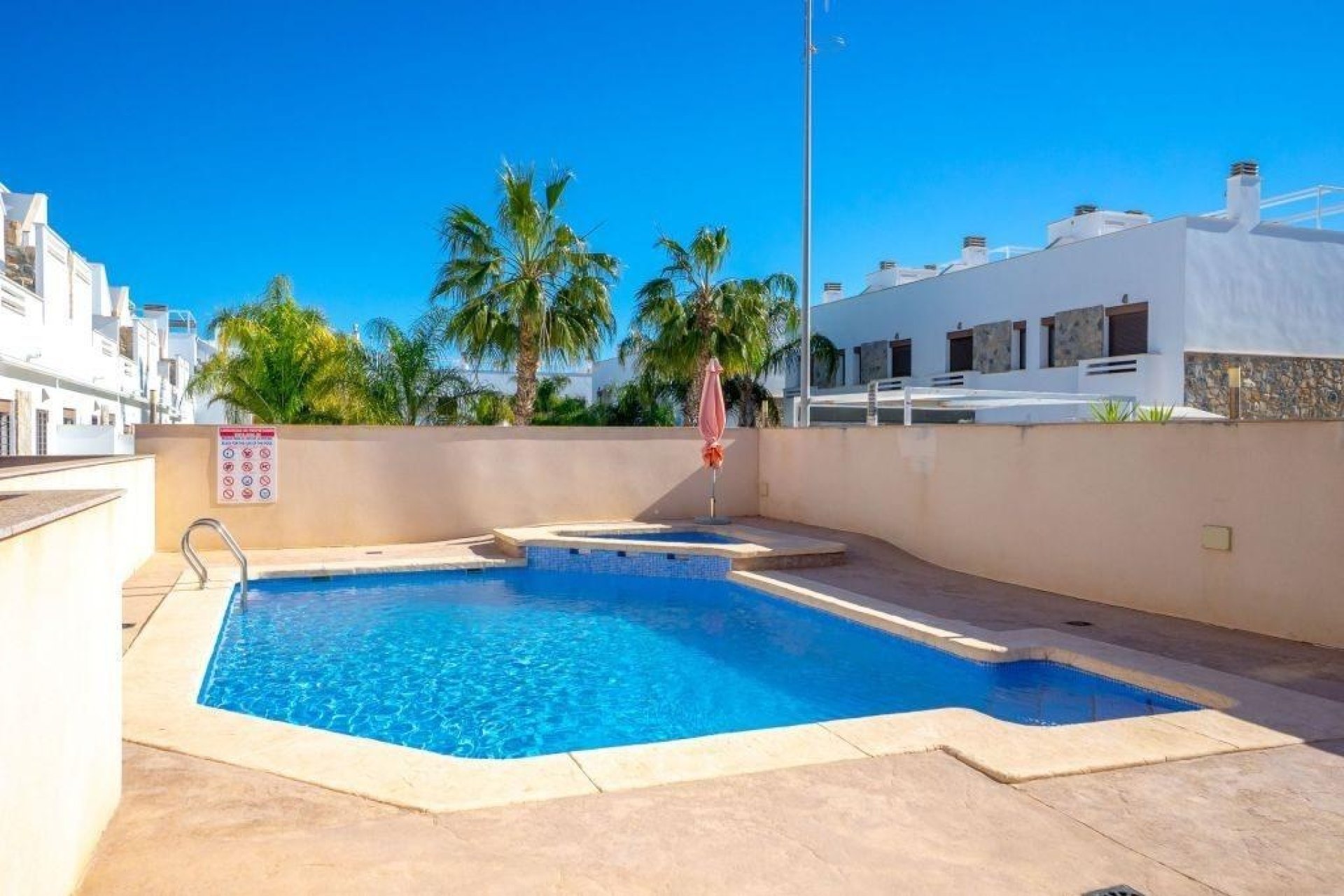 Herverkoop - Penthouse -
Pilar de la Horadada - Costa Blanca