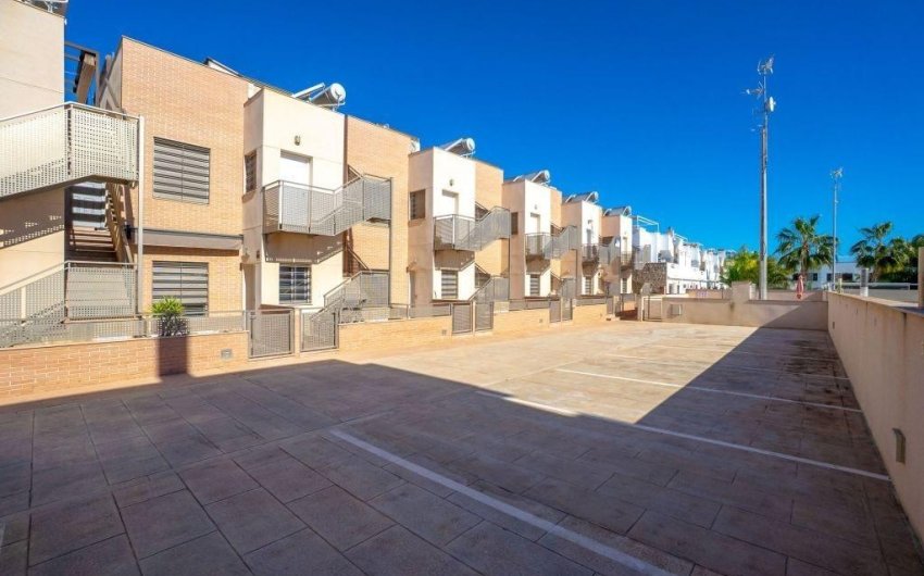 Herverkoop - Penthouse -
Pilar de la Horadada - Costa Blanca